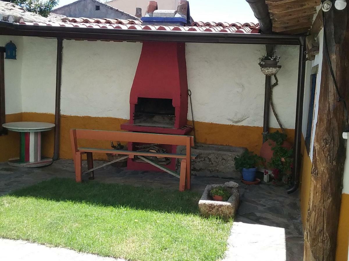 Las Mimbres Fuentes de Bejar Bagian luar foto